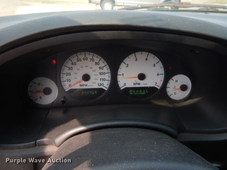 image for item HW9278 2005 Dodge Grand Caravan  van