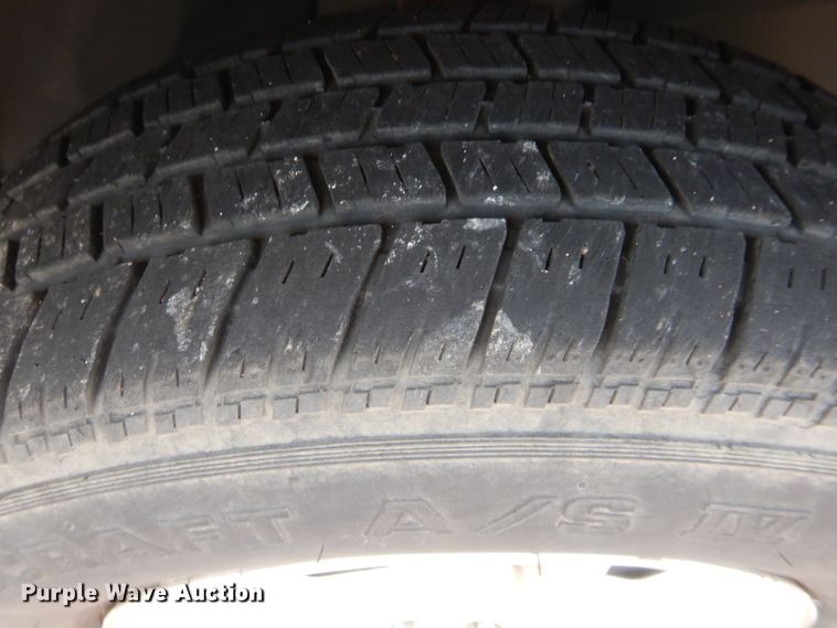 image for item HW9278 2005 Dodge Grand Caravan  van