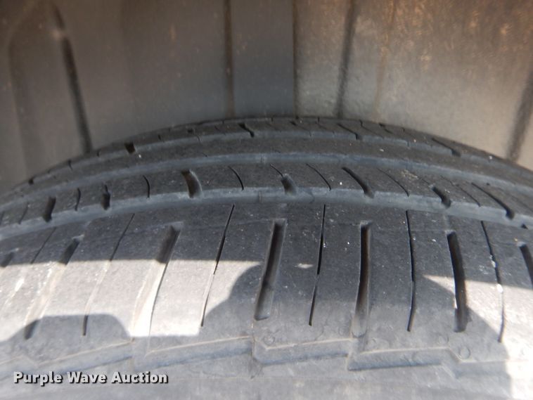 image for item HW9278 2005 Dodge Grand Caravan  van