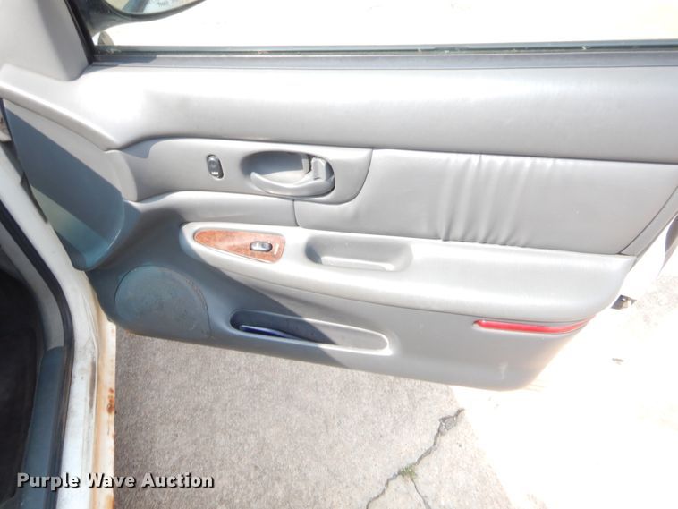 image for item HW9279 2005 Buick Century