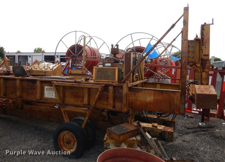 image for item AF9971 Bidwell OF400 concrete finisher