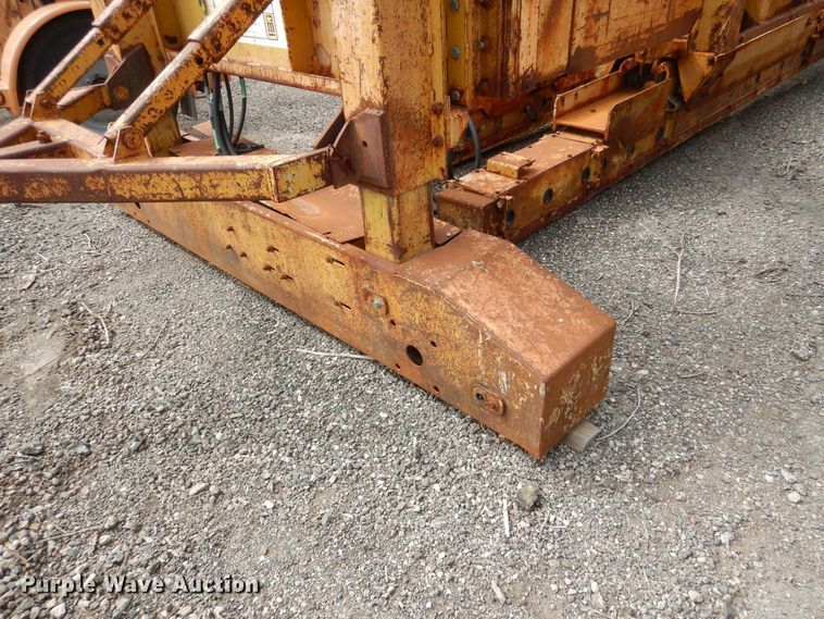 image for item AF9971 Bidwell OF400 concrete finisher