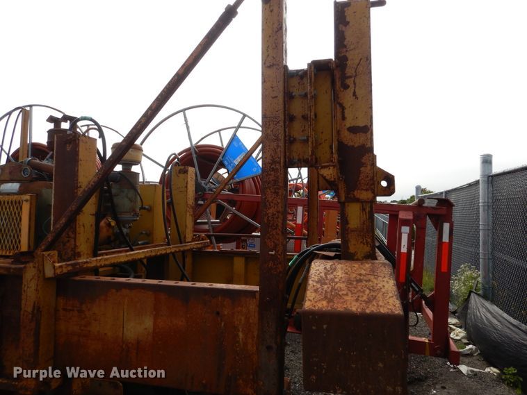 image for item AF9971 Bidwell OF400 concrete finisher