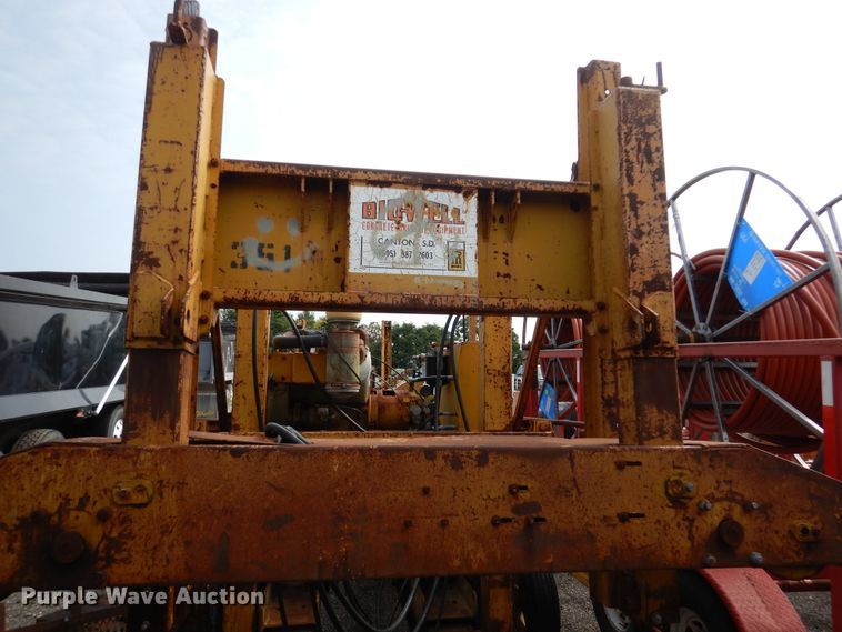 image for item AF9971 Bidwell OF400 concrete finisher