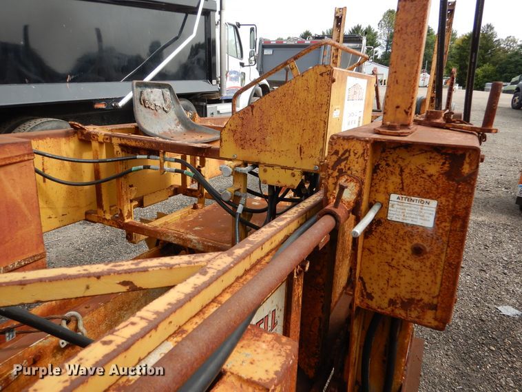 image for item AF9971 Bidwell OF400 concrete finisher