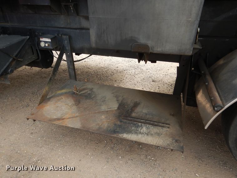 image for item AF9974 2000 Sterling A-Line  truck with 2014 McLaughlin vacuum excavator