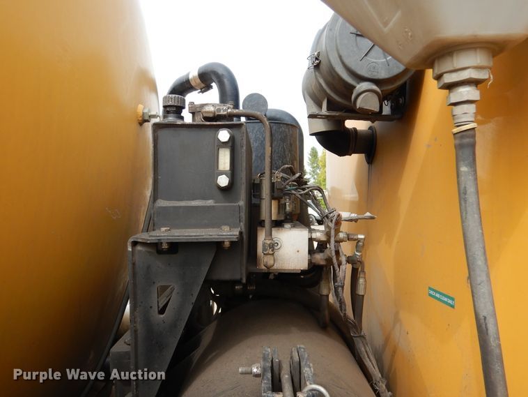 image for item AF9974 2000 Sterling A-Line  truck with 2014 McLaughlin vacuum excavator