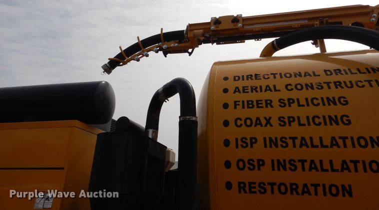 image for item AF9974 2000 Sterling A-Line  truck with 2014 McLaughlin vacuum excavator