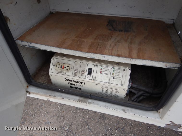 image for item AF9975 2012 International DuraStar 4300  bucket truck