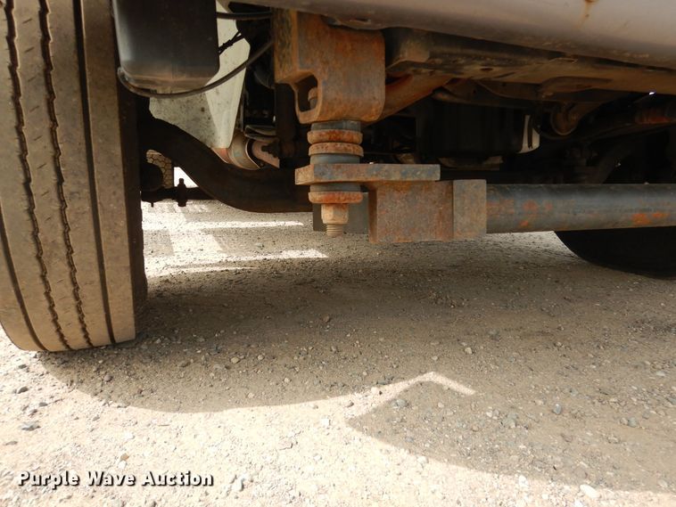 image for item AF9975 2012 International DuraStar 4300  bucket truck