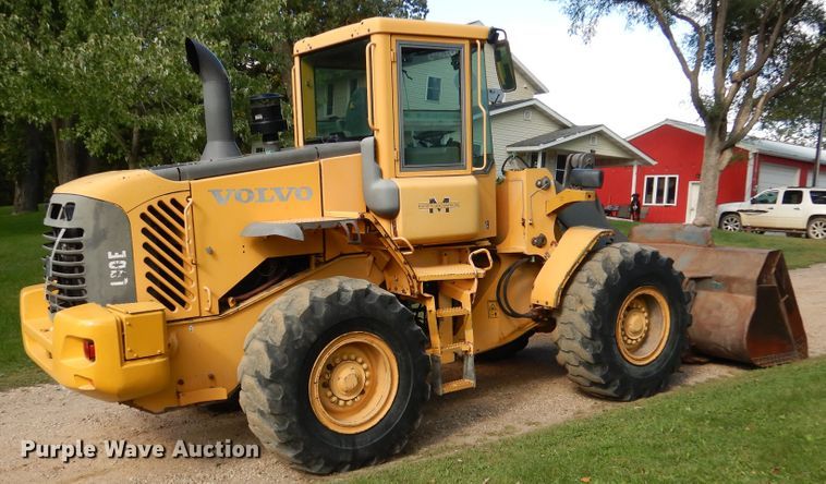 image for item AF9977 2005 Volvo L90E  wheel loader