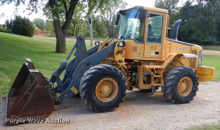 image for item AF9977 2005 Volvo L90E  wheel loader