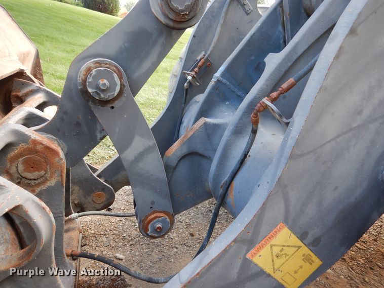 image for item AF9977 2005 Volvo L90E  wheel loader