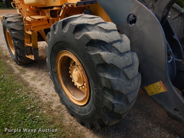 image for item AF9977 2005 Volvo L90E  wheel loader