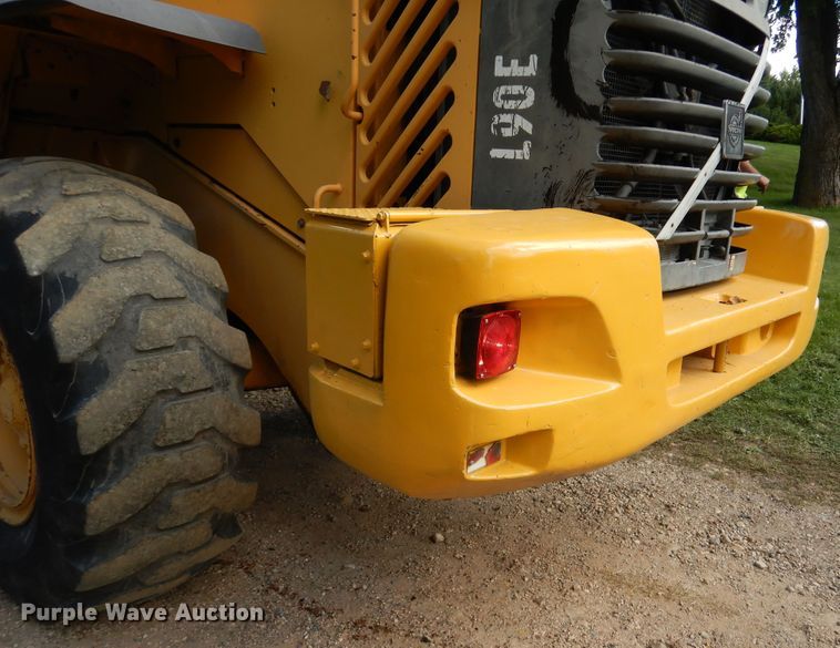 image for item AF9977 2005 Volvo L90E  wheel loader