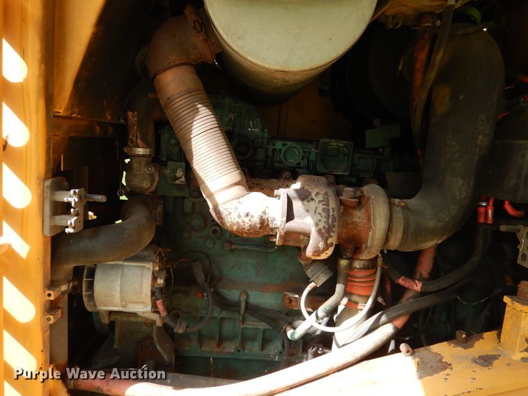 image for item AF9977 2005 Volvo L90E  wheel loader