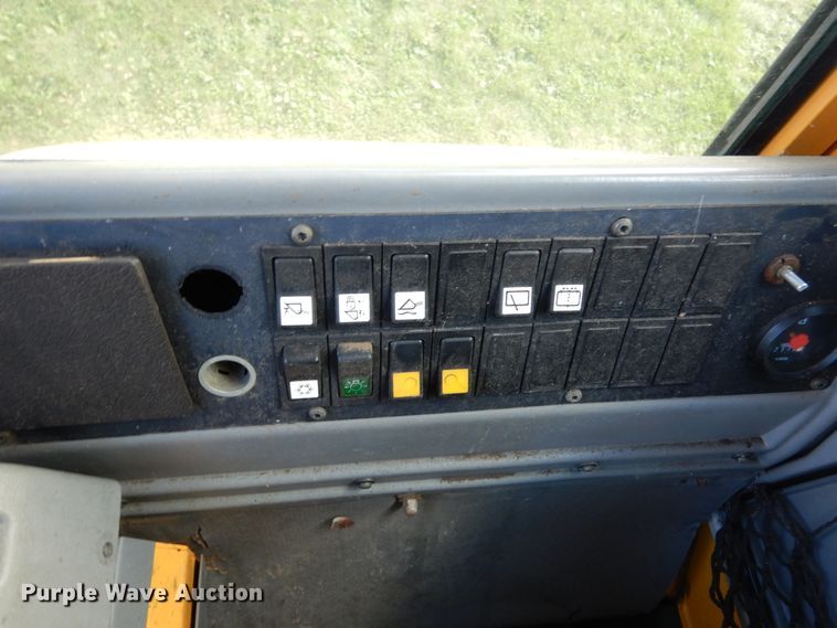 image for item AF9977 2005 Volvo L90E  wheel loader