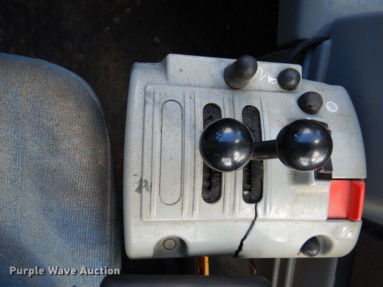 image for item AF9977 2005 Volvo L90E  wheel loader