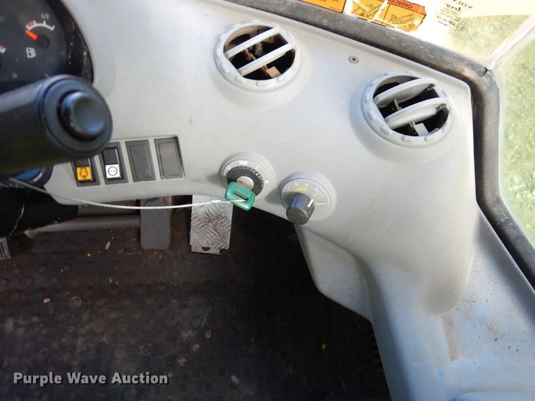 image for item AF9977 2005 Volvo L90E  wheel loader