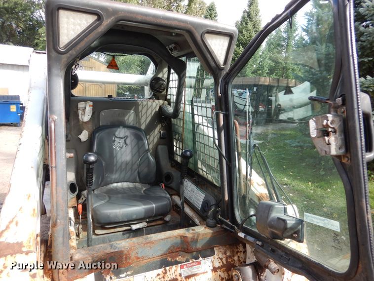 image for item AF9978 2008 Bobcat S250  skid steer loader