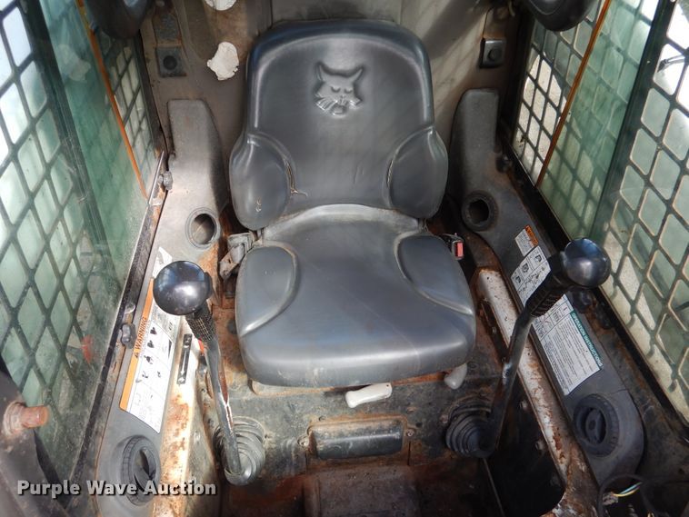 image for item AF9978 2008 Bobcat S250  skid steer loader