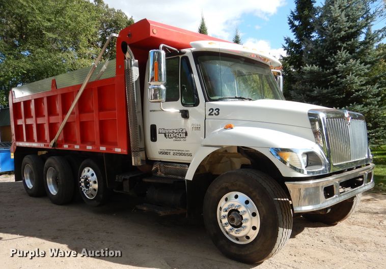 image for item AF9979 2006 International 7500  dump truck
