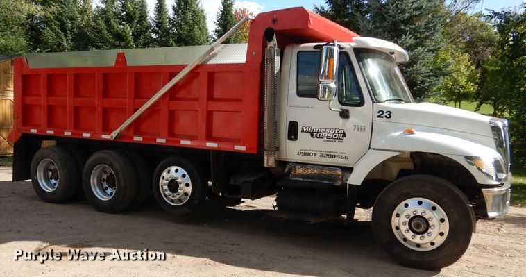 image for item AF9979 2006 International 7500  dump truck