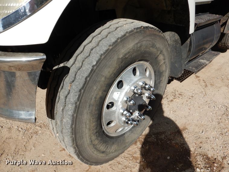 image for item AF9979 2006 International 7500  dump truck