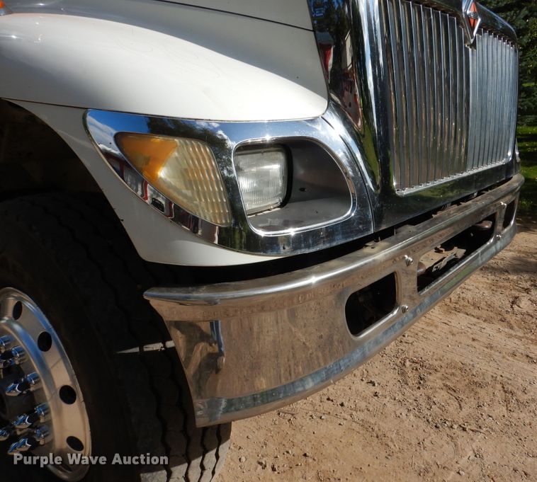 image for item AF9979 2006 International 7500  dump truck