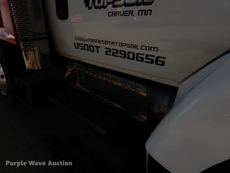 image for item AF9979 2006 International 7500  dump truck