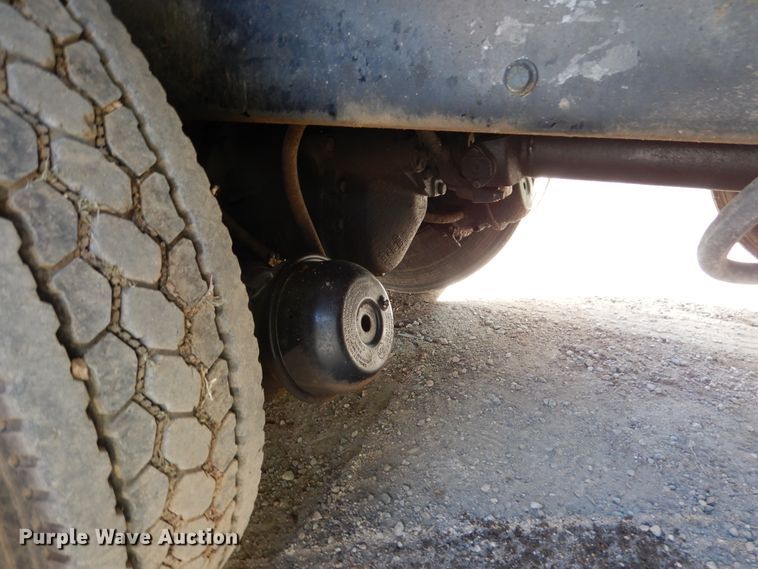 image for item AF9979 2006 International 7500  dump truck