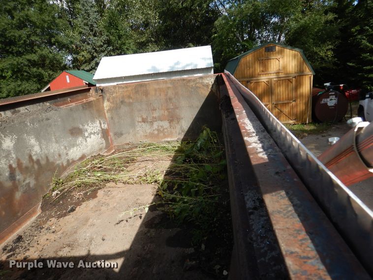 image for item AF9979 2006 International 7500  dump truck