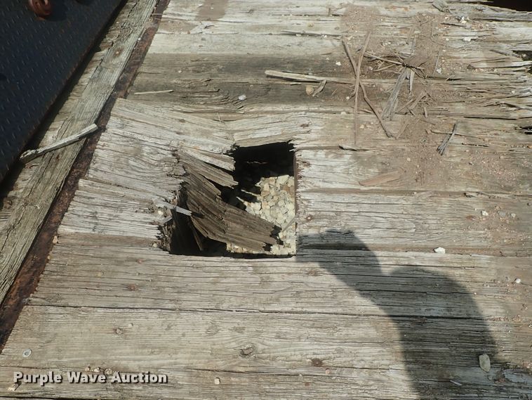 image for item DC3318 1975 Dakota 1755DC8 lowboy equipment trailer