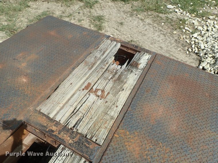 image for item DC3318 1975 Dakota 1755DC8 lowboy equipment trailer