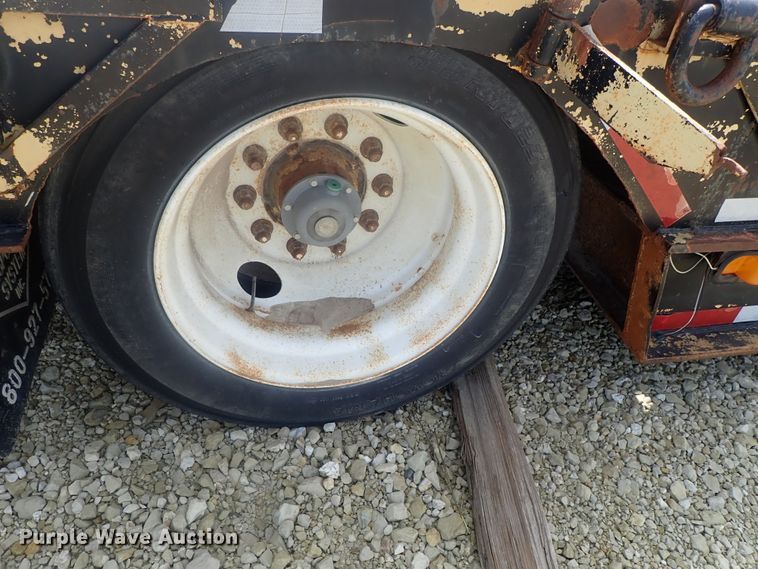 image for item DC3318 1975 Dakota 1755DC8 lowboy equipment trailer