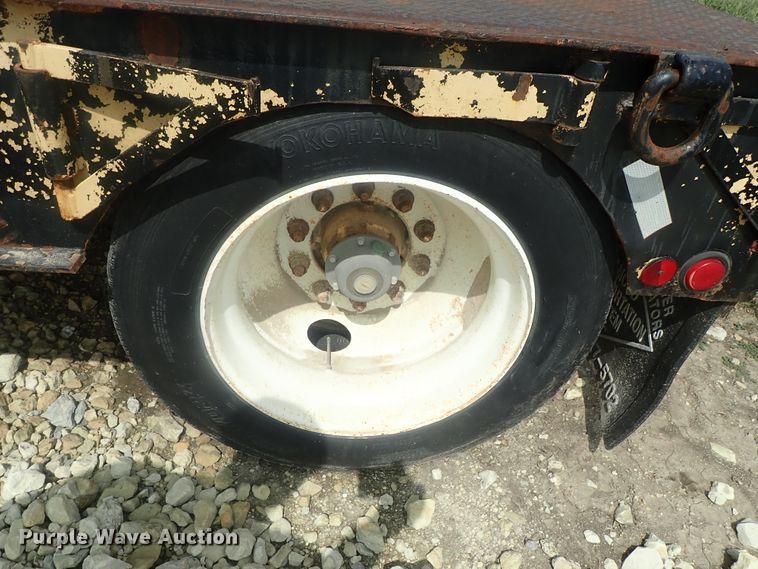 image for item DC3318 1975 Dakota 1755DC8 lowboy equipment trailer