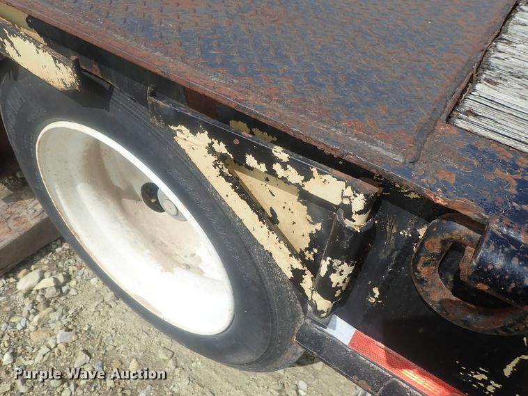 image for item DC3318 1975 Dakota 1755DC8 lowboy equipment trailer