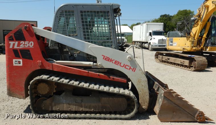 image for item DD2514 2012 Takeuchi TL250  skid steer loader