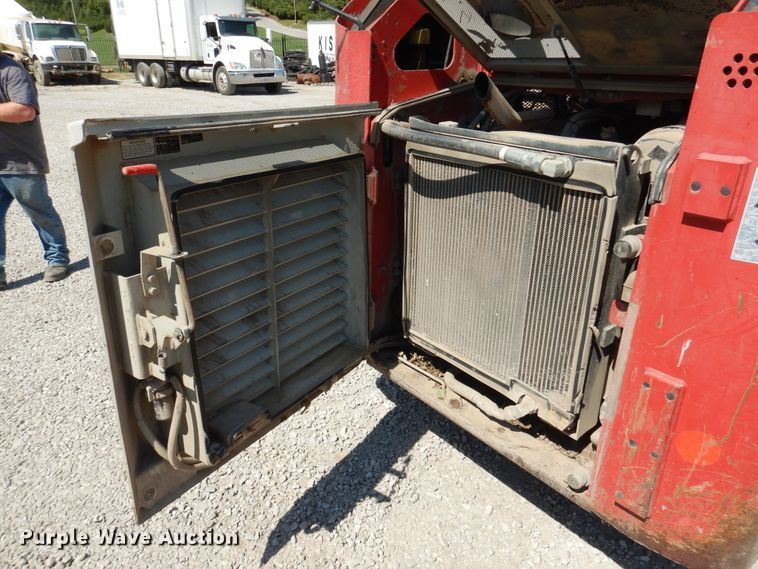 image for item DD2514 2012 Takeuchi TL250  skid steer loader