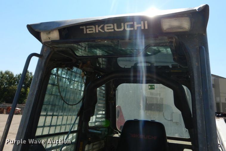 image for item DD2514 2012 Takeuchi TL250  skid steer loader