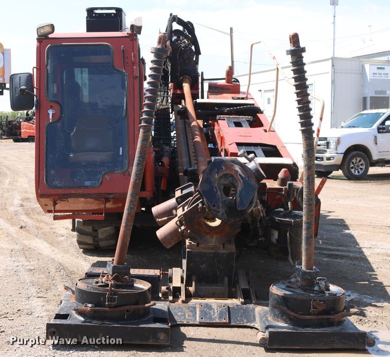 image for item DD6139 2012 Ditch Witch JT100 Mach 1  directional boring unit