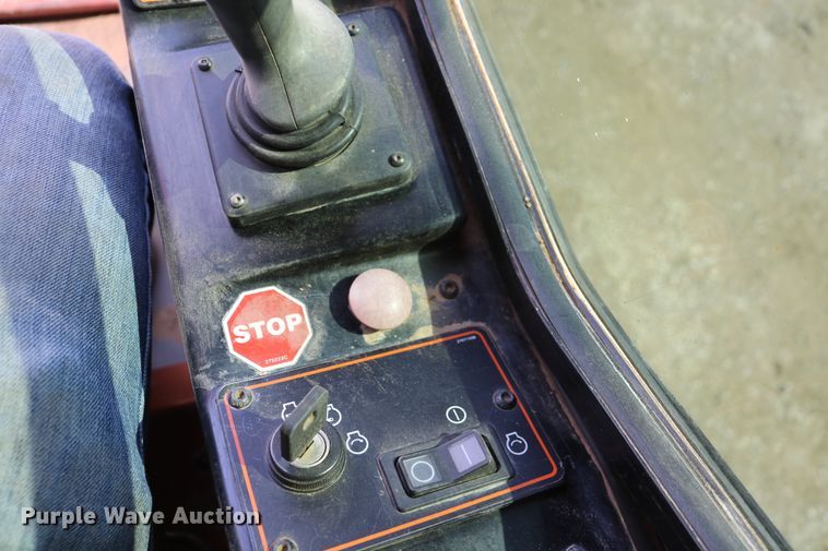 image for item DD6139 2012 Ditch Witch JT100 Mach 1  directional boring unit