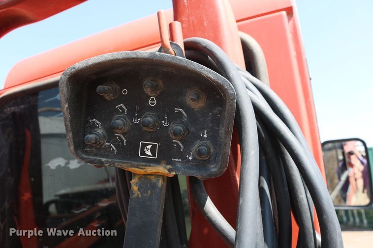 image for item DD6139 2012 Ditch Witch JT100 Mach 1  directional boring unit