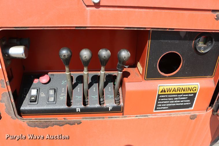 image for item DD6139 2012 Ditch Witch JT100 Mach 1  directional boring unit