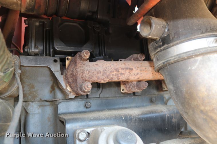 image for item DD6139 2012 Ditch Witch JT100 Mach 1  directional boring unit