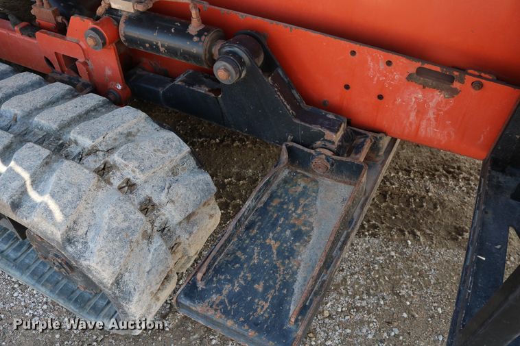 image for item DD6139 2012 Ditch Witch JT100 Mach 1  directional boring unit