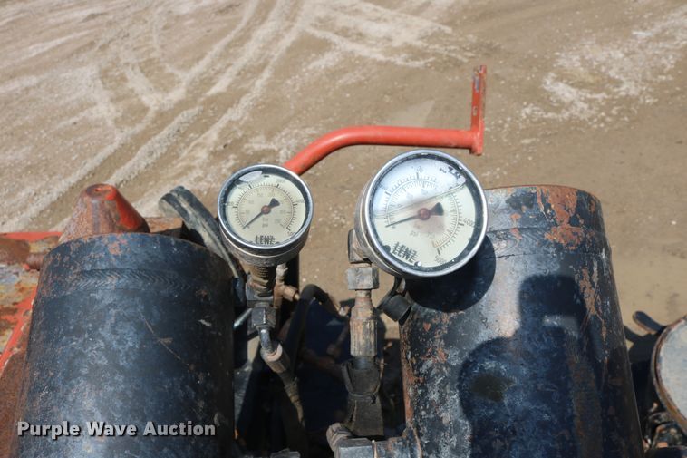 image for item DD6139 2012 Ditch Witch JT100 Mach 1  directional boring unit