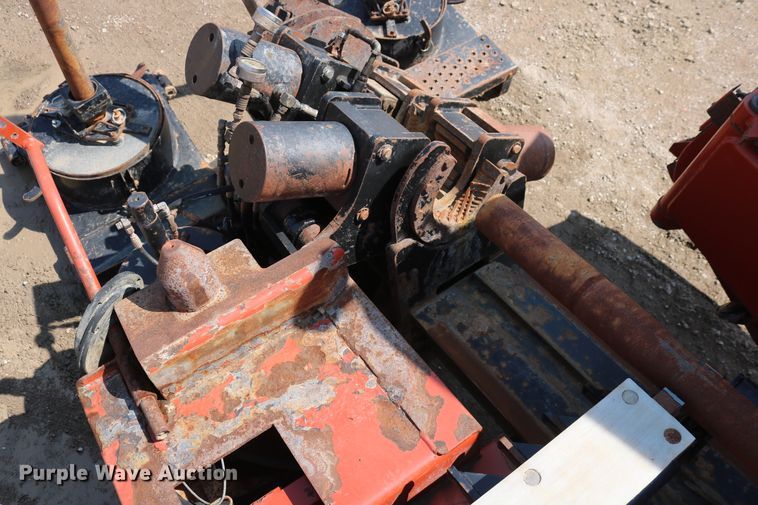 image for item DD6139 2012 Ditch Witch JT100 Mach 1  directional boring unit