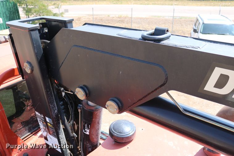 image for item DD6139 2012 Ditch Witch JT100 Mach 1  directional boring unit