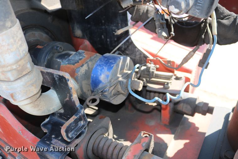 image for item DD6139 2012 Ditch Witch JT100 Mach 1  directional boring unit